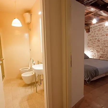 Bed & Breakfast Lelive Sermoneta