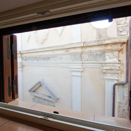 Bed & Breakfast Lelive Sermoneta